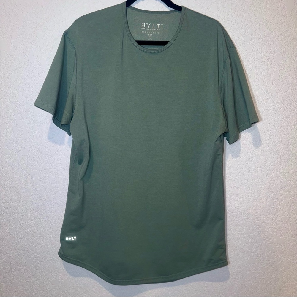 BYLT Premium Basics Drop-Cut LUX Signature Short Sleeve T-shirt Size L